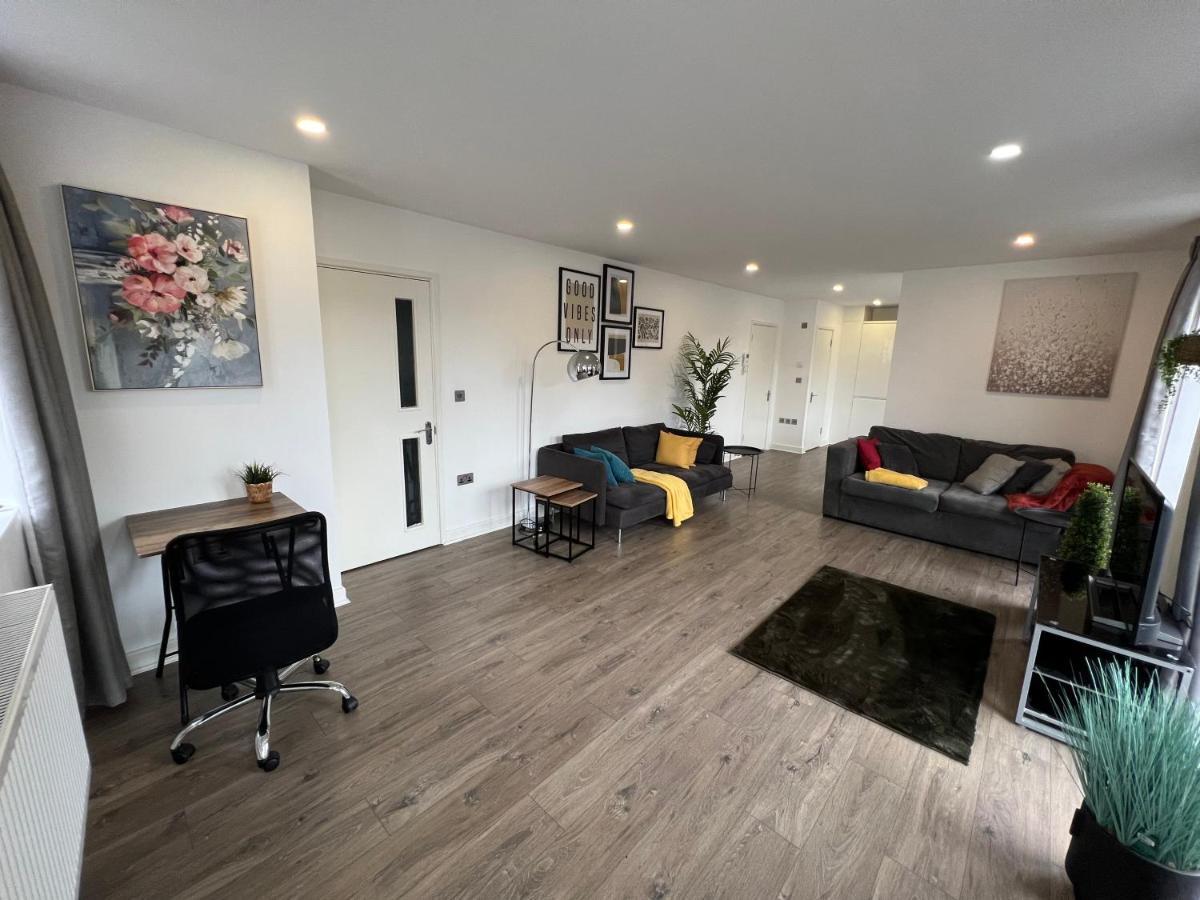 3Bed Flat 3Wc And Great Location Near Excel City Airport O2 And Canning Town Station Villa London Ngoại thất bức ảnh