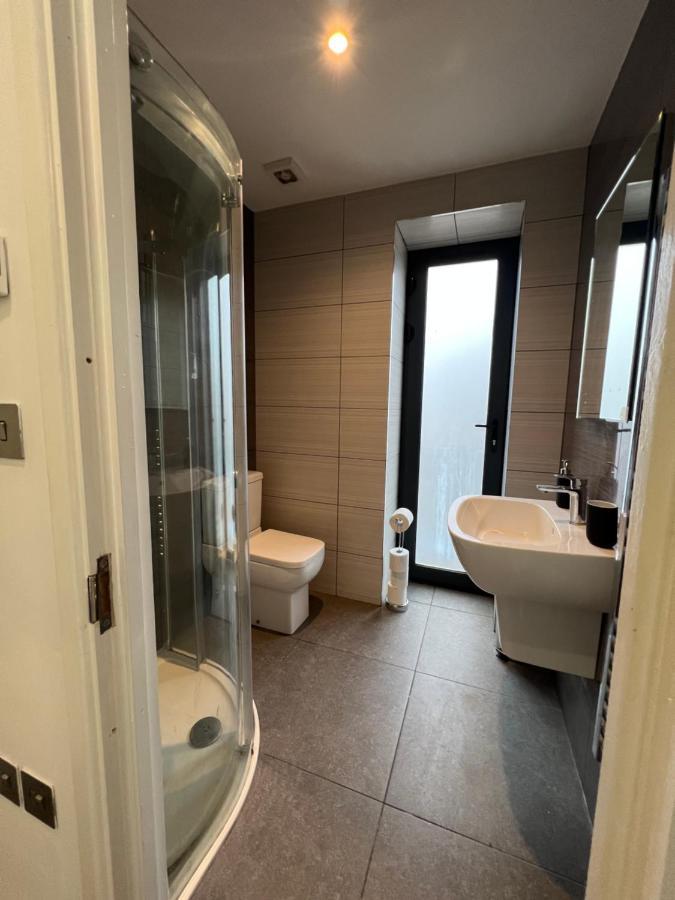 3Bed Flat 3Wc And Great Location Near Excel City Airport O2 And Canning Town Station Villa London Ngoại thất bức ảnh