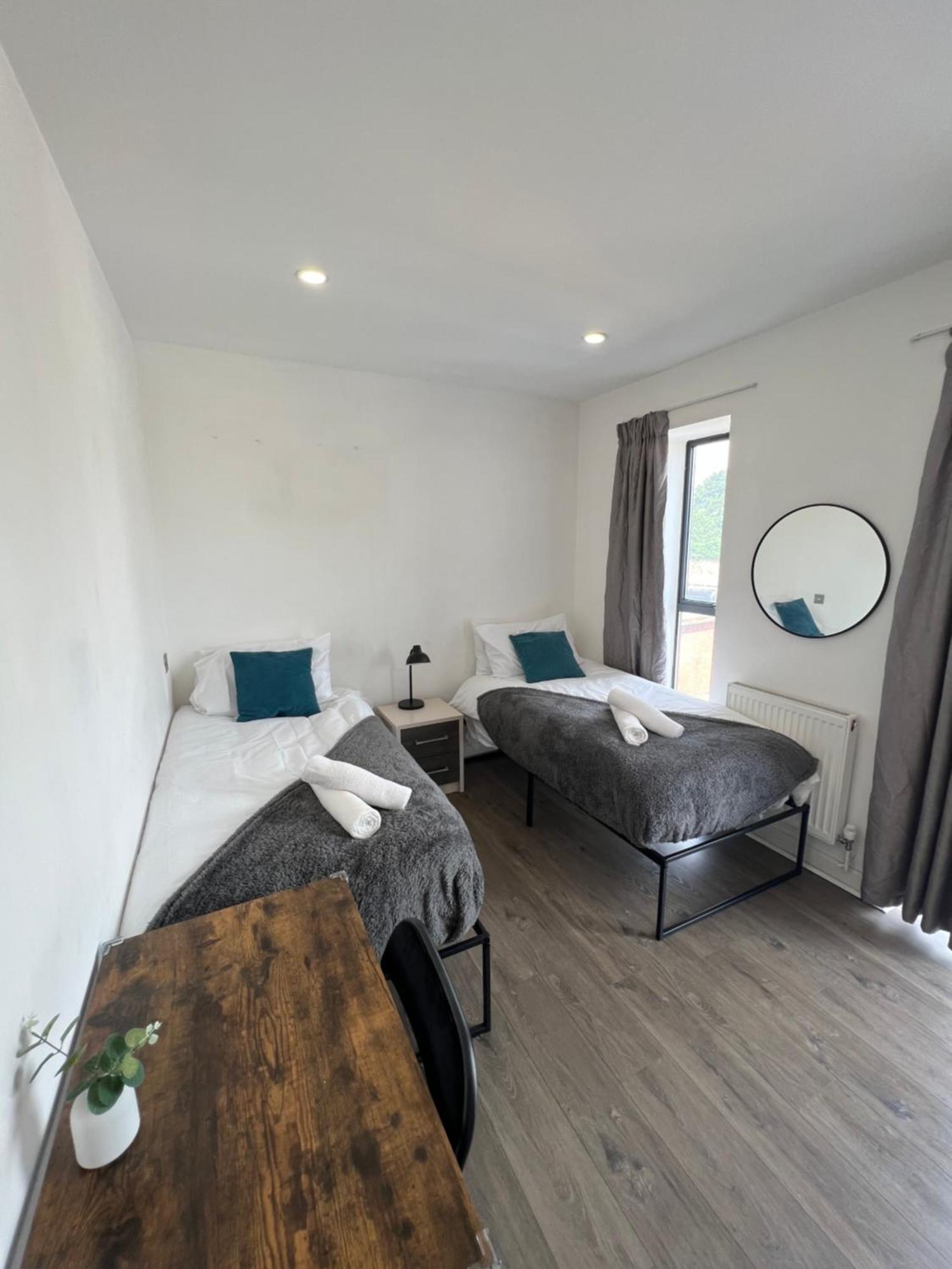 3Bed Flat 3Wc And Great Location Near Excel City Airport O2 And Canning Town Station Villa London Ngoại thất bức ảnh